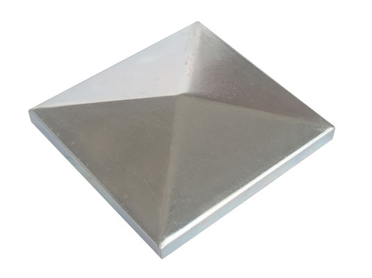 40x40 3 5/8 X 3 5/8 2 X 2 Czapki ogrodzeniowe Kombinezon piramidy ze stali ocynkowanej z białej stali