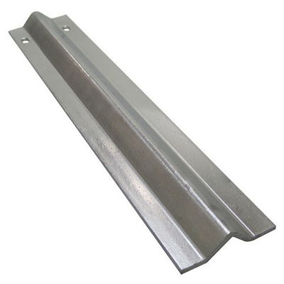 Betonowy wspornik toru przesuwnego do bramy przesuwnej 16 mm z rowkiem w kształcie litery U