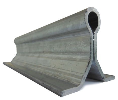 Betonowy wspornik toru przesuwnego do bramy przesuwnej 16 mm z rowkiem w kształcie litery U