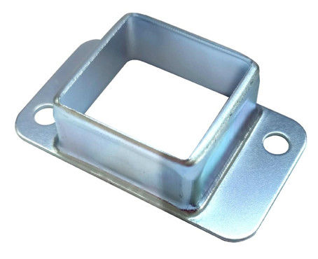 6 &quot;3&quot; ocynkowane nakładki na słupki 6x6 4x4 2x4 Grubość 1,5 mm Stalowa płyta słupka montażowego